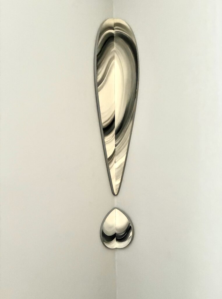 Richard Artschwager, "Corner Exclamation," 30 x 4 x 4 inches overall, 1993, handpainted acrylic on wood in two parts, AP VI/VI from an edition of 30